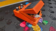 Load image into Gallery viewer, Guitar Pedal box